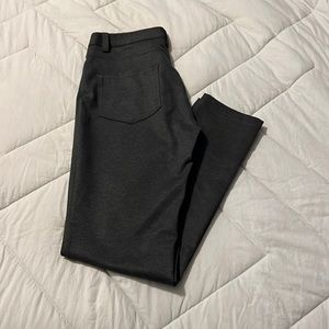 EXCELLENT CONDITION ✨ Andrew Marc Grey Patterned Dress Pant